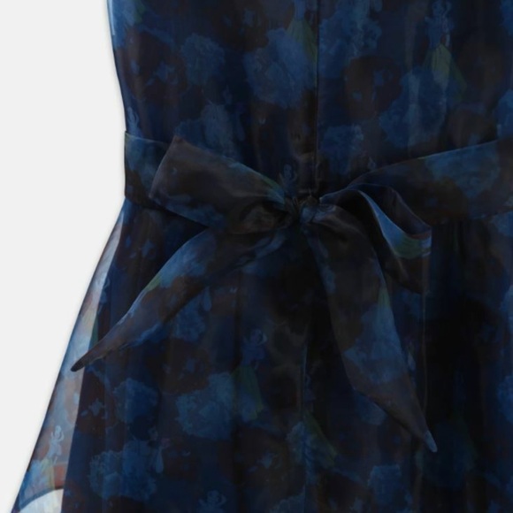 Fancy Snow White Disney Authentic Dress NWT - Picture 4 of 4